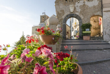 Concorso Fotografico Cartolina del borgo fiorito – Scadenza 24 Giugno 2018